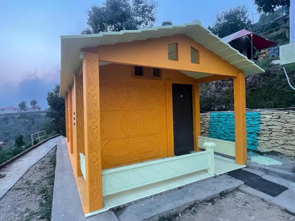 Drona Hills Resorts Kanatal Exterior foto