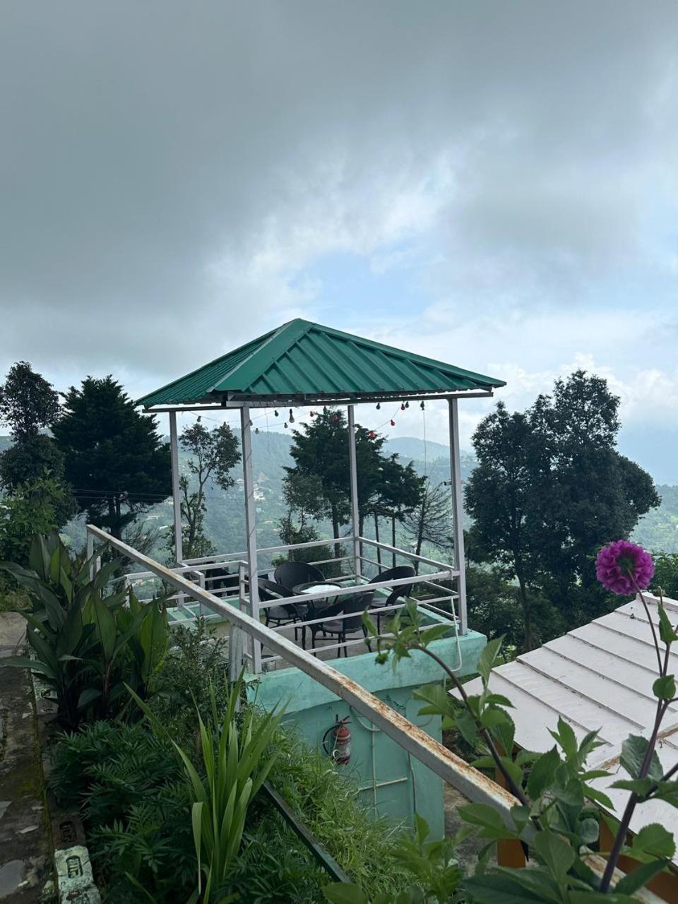Drona Hills Resorts Kanatal Exterior foto