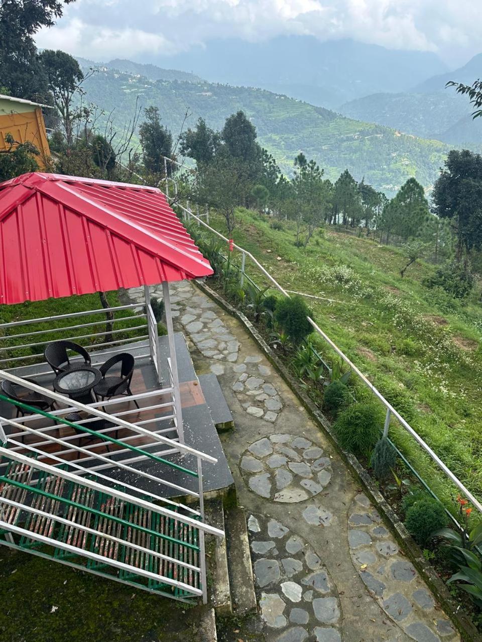 Drona Hills Resorts Kanatal Exterior foto